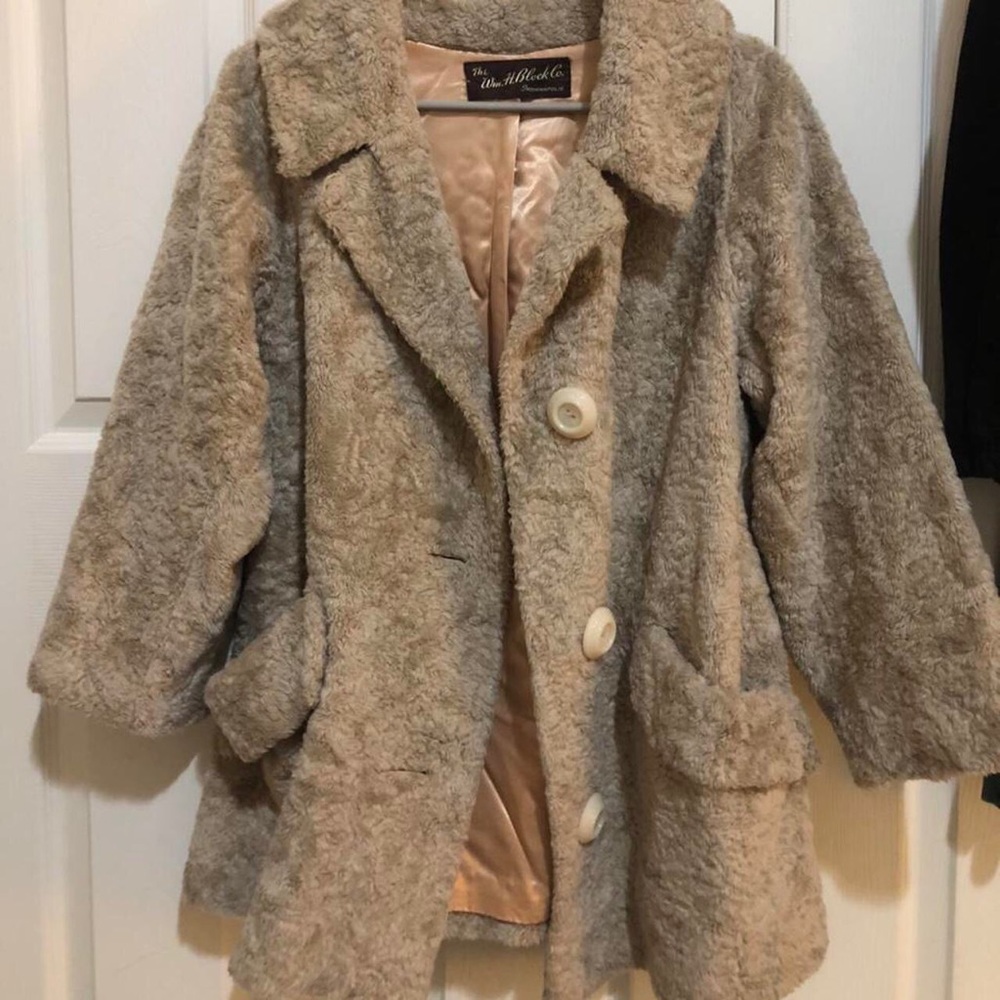 VINTAGE FUR COAT / VINTAGE WINTER COAT / REAL FUR WOOL COAT